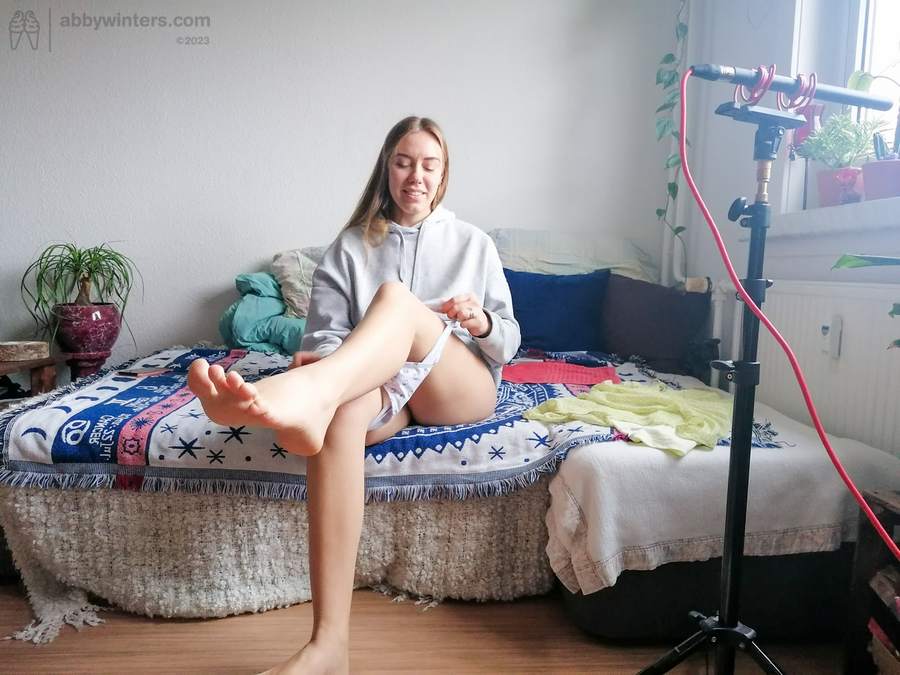 Abby Winters Josie and Ryana Behind the Scenes